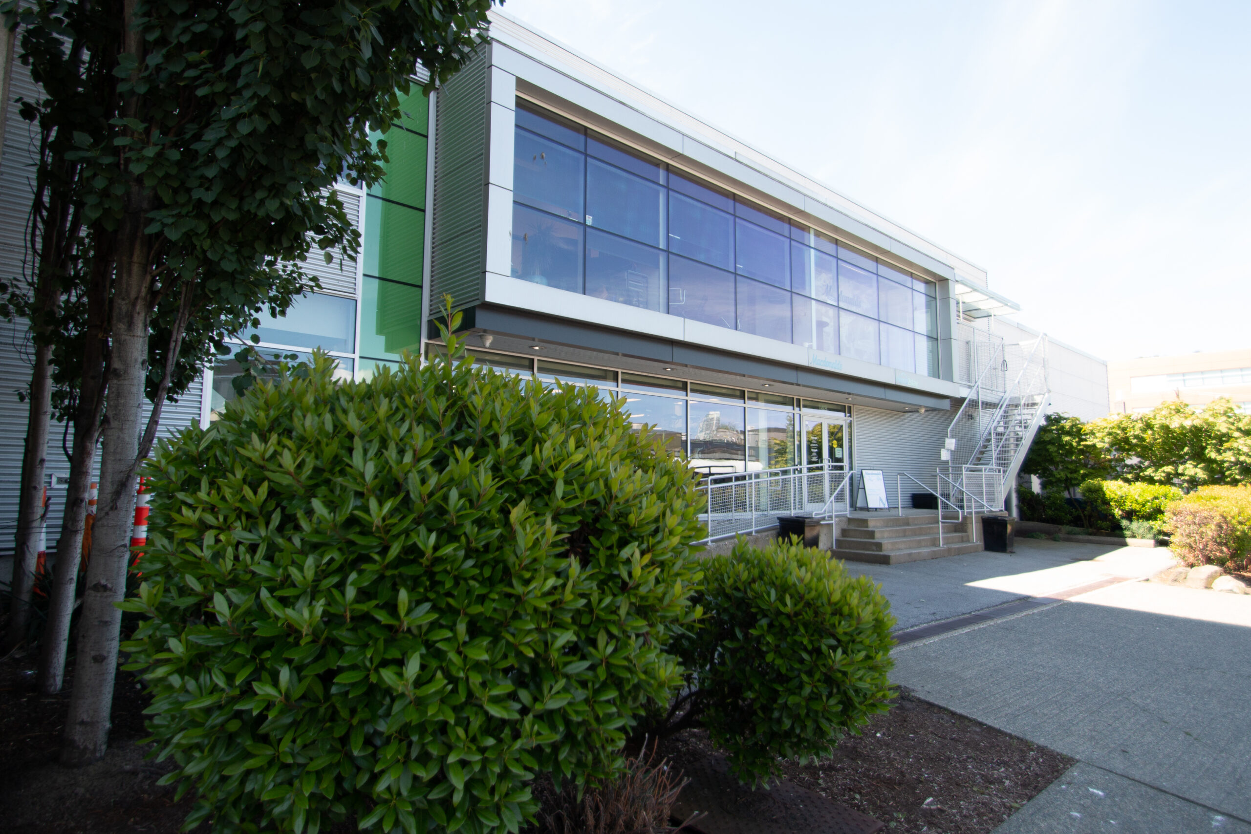 Image of the Vancouver office building exterior of Macdonald's Home Health Care